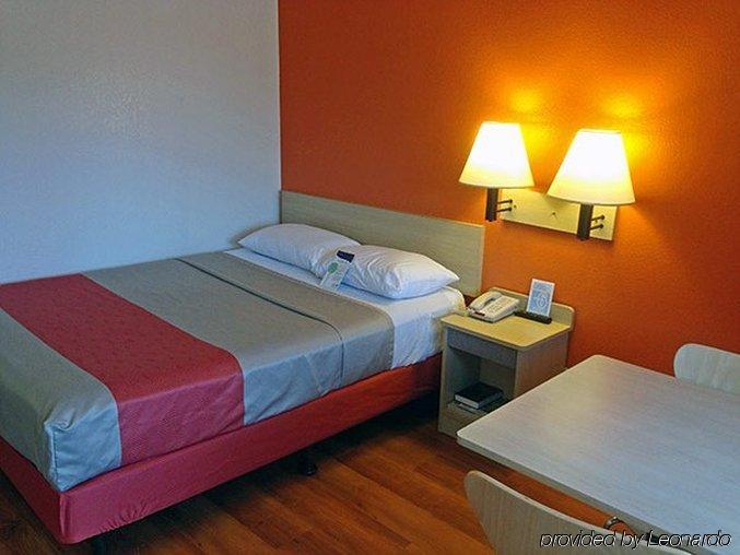 Motel 6-Tigard, Or - Portland South - Lake Oswego Экстерьер фото