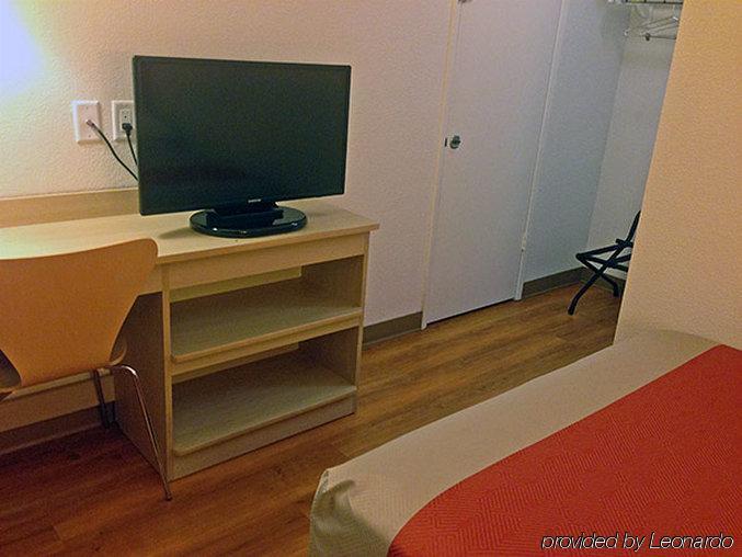 Motel 6-Tigard, Or - Portland South - Lake Oswego Экстерьер фото